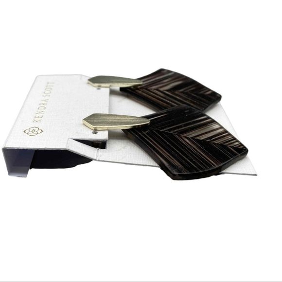 KENDRA SCOTT "Aislinn" Necklace and "Astoria" Earrings in Brown Dust - Picture 13 of 16